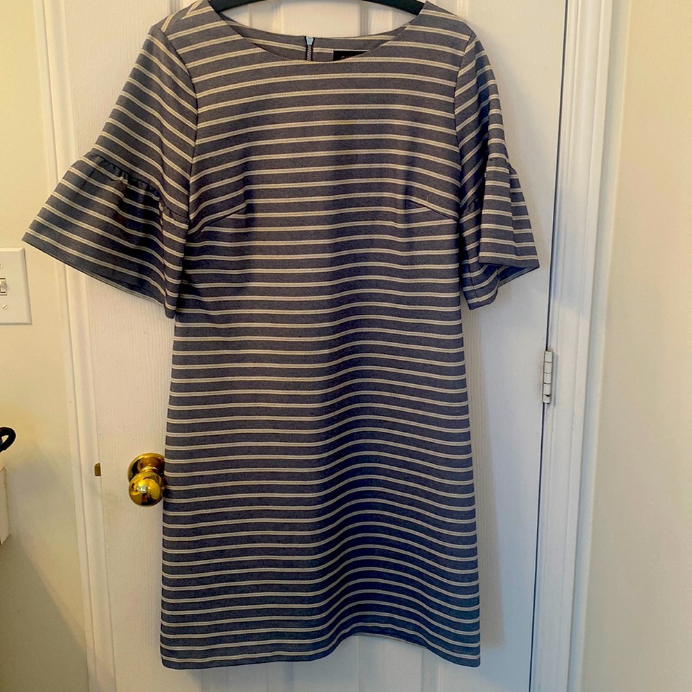 IVANKA TRUMP stripped dress